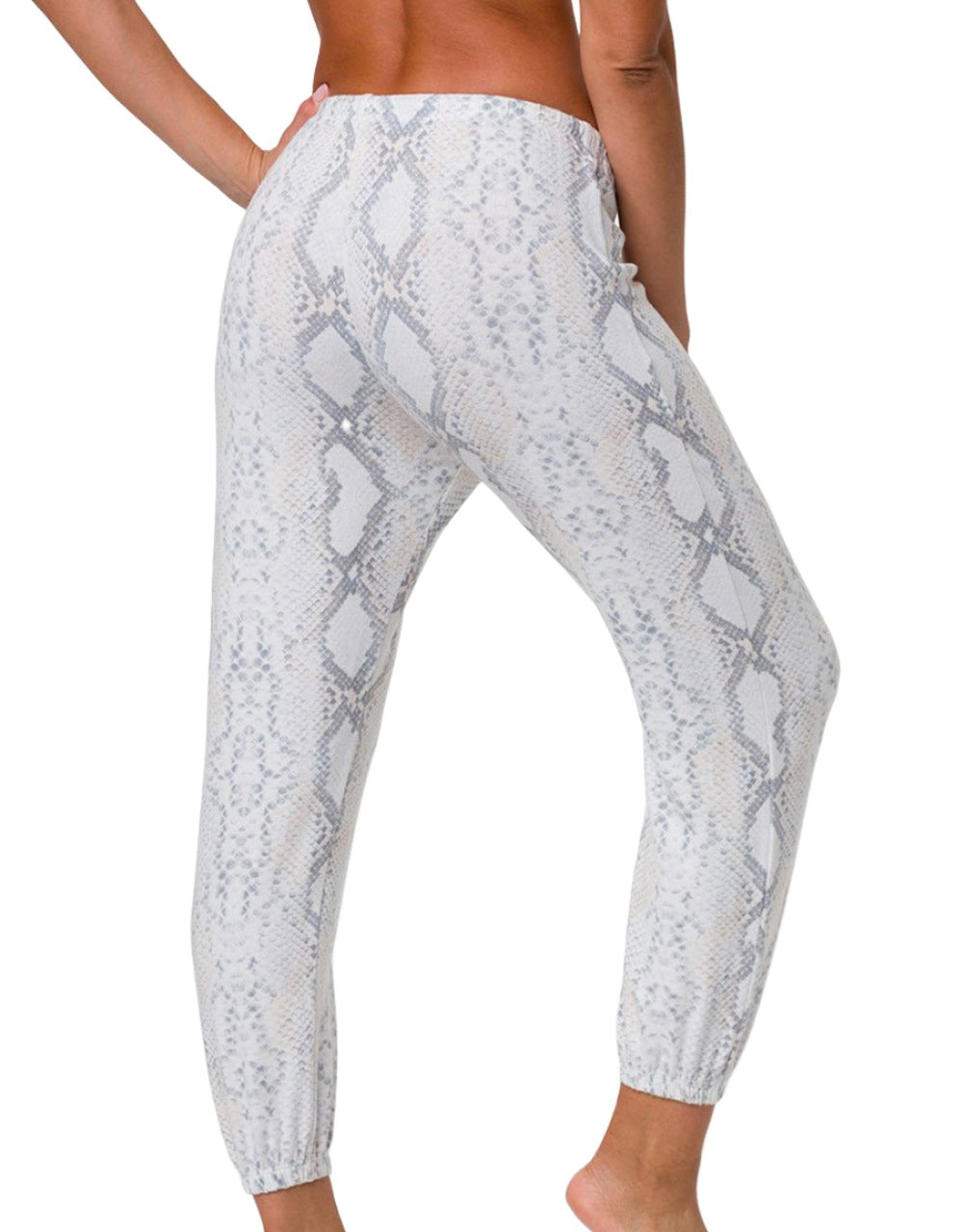 Onzie Flow WEEKEND SWEATPANT 2243 - Anaconda - rear view