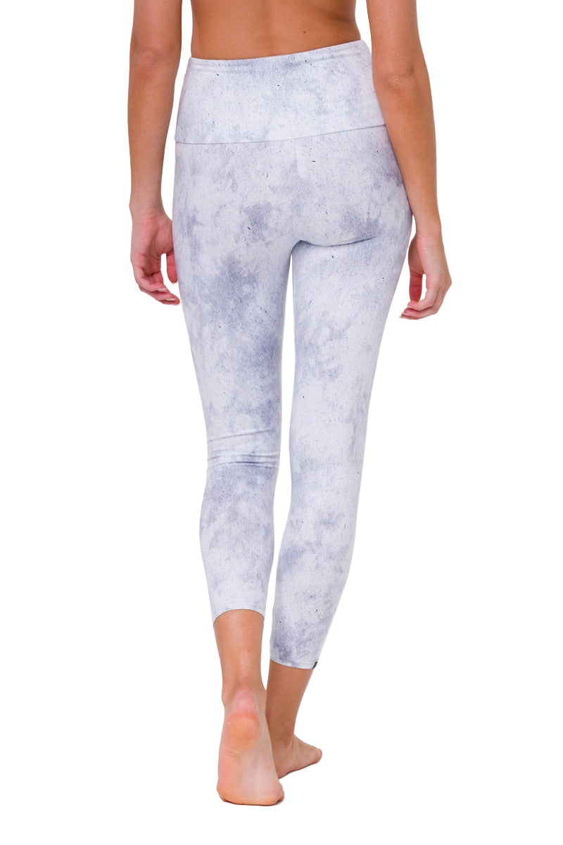 Onzie Sustainable Soul Graphic High Rise Midi Legging 2246 - Air - rear view