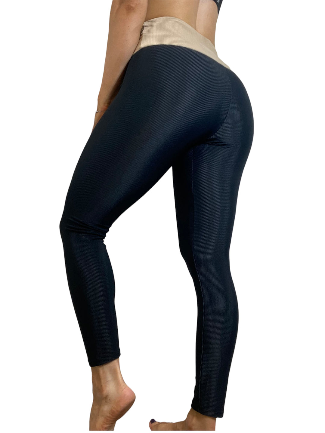 Onzie Hot Yoga High Rise Ribbed Midi 2250 and Plus