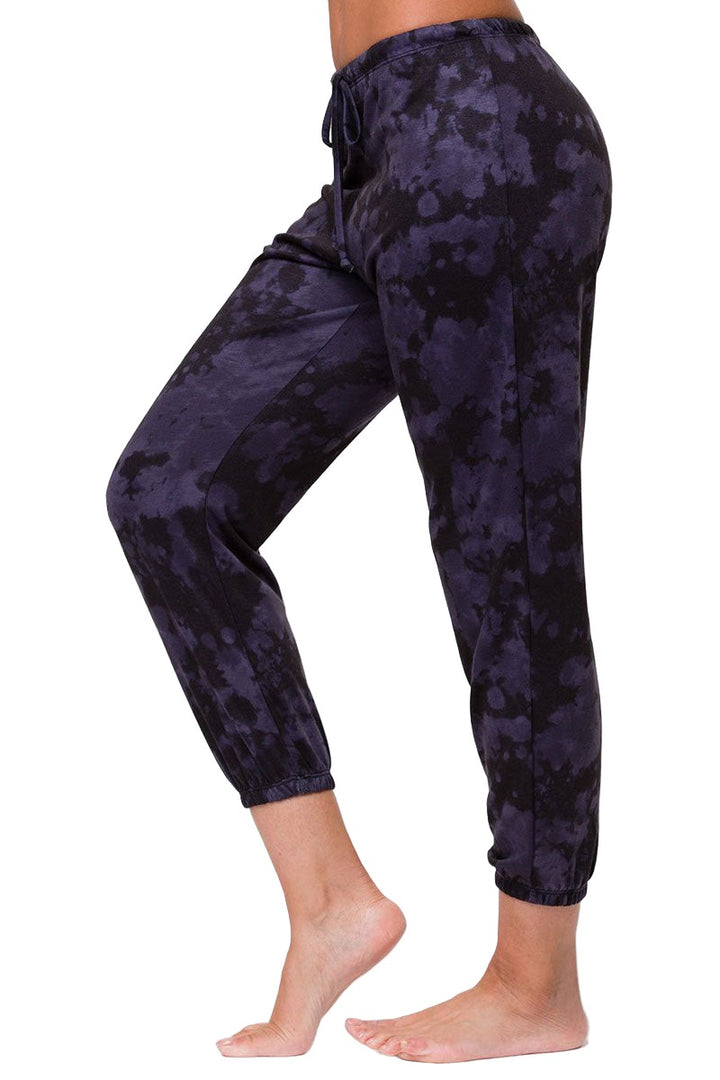 Onzie Flow Fleece Sweatpant 2256 - Amtheyst Tie Dye - side view
