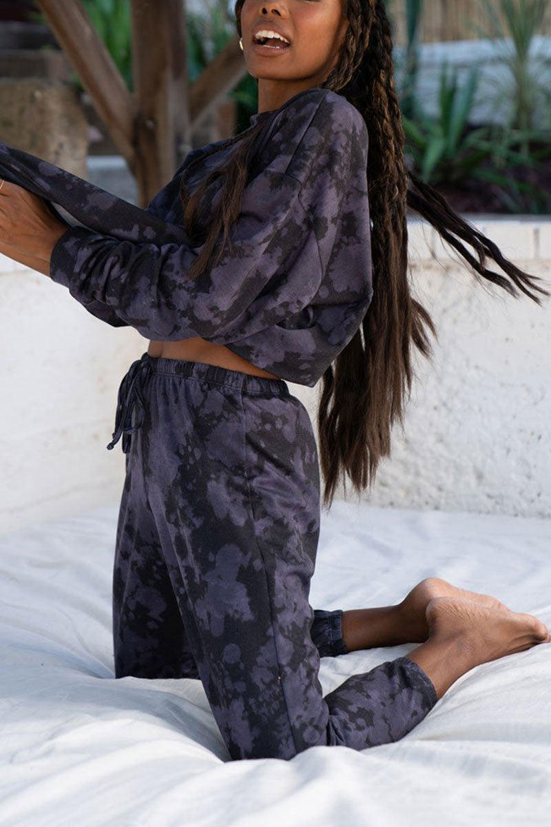 Onzie Flow Fleece Sweatpant 2256 - Amtheyst Tie Dye - side view