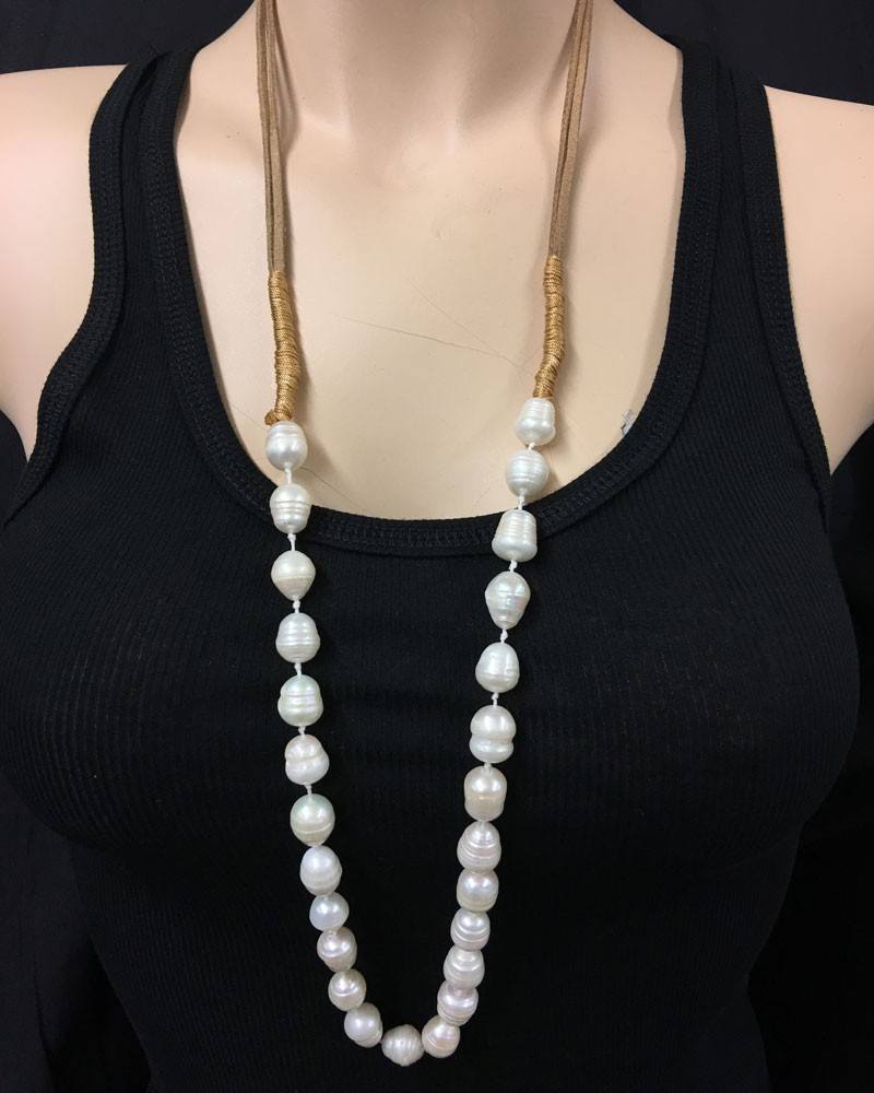 Fresh Water Pearl Necklace - White