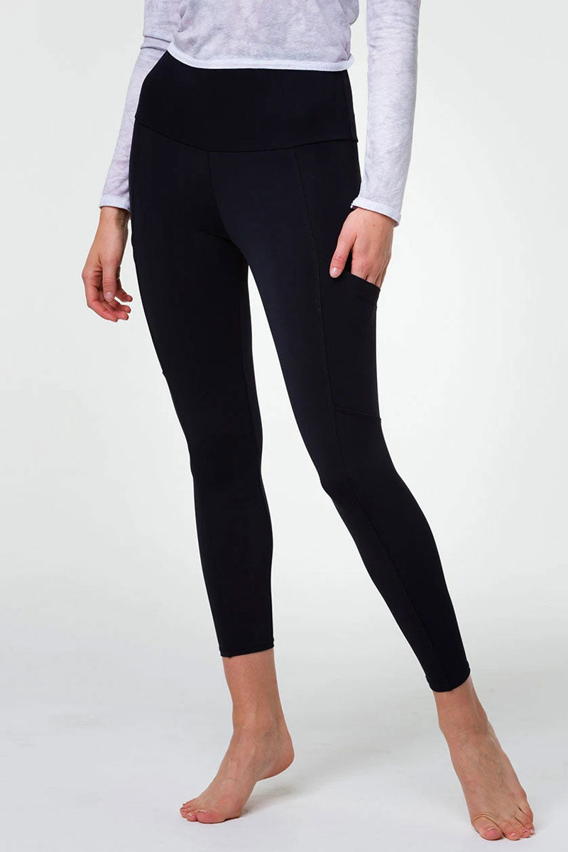 New Onzie Flow Pocket Legging 2261 - Black - front view