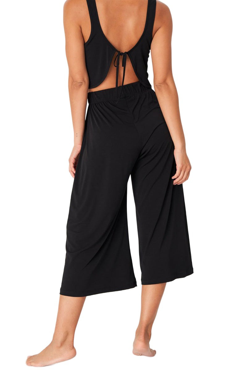 Onzie Flow Cropped Samba Pant 2268 -  Black - Back View