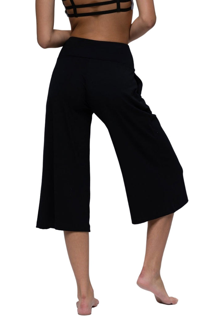 Onzie Wide Leg Crop Pant 2102 - Black - rear view