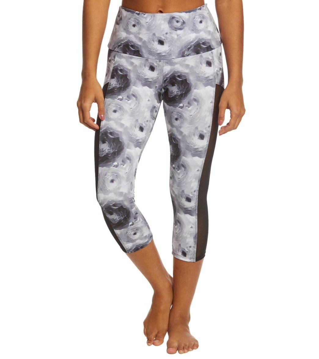 Onzie Hot Yoga High Rise Stunner Capri 2011 - Flora - front view