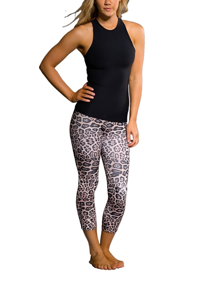 Onzie Hot Yoga Capri 202 Leopard