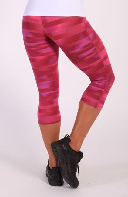 Equilibrium Activewear Fuschia Wave Capri - Back View