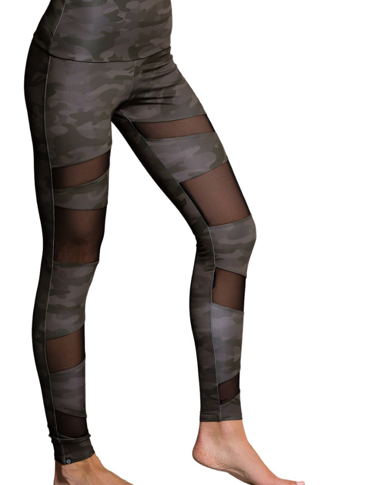 Onzie Hot Yoga High Rise Bondage Legging 280 - Silver Snake - Side View