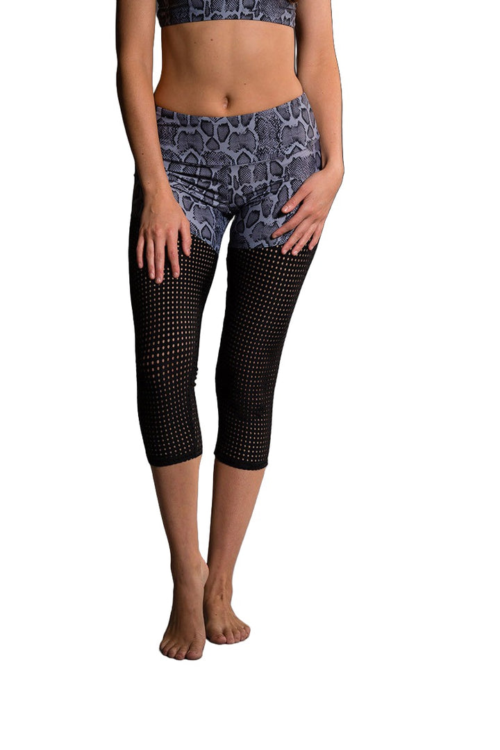 Onzie Hot Yoga Half Half Capri 288 - Chamber - front view