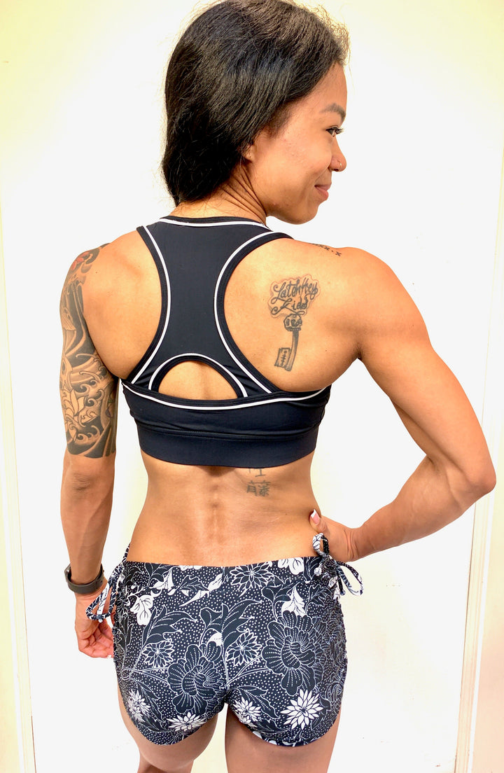 Onzie Flow Yoga Hyper Beam Bra 3095 - Black/White - rear view