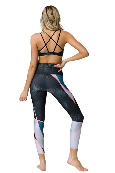 Onzie Flow Highrise Basic Midi 2029 and Plus - Marvel - Back View