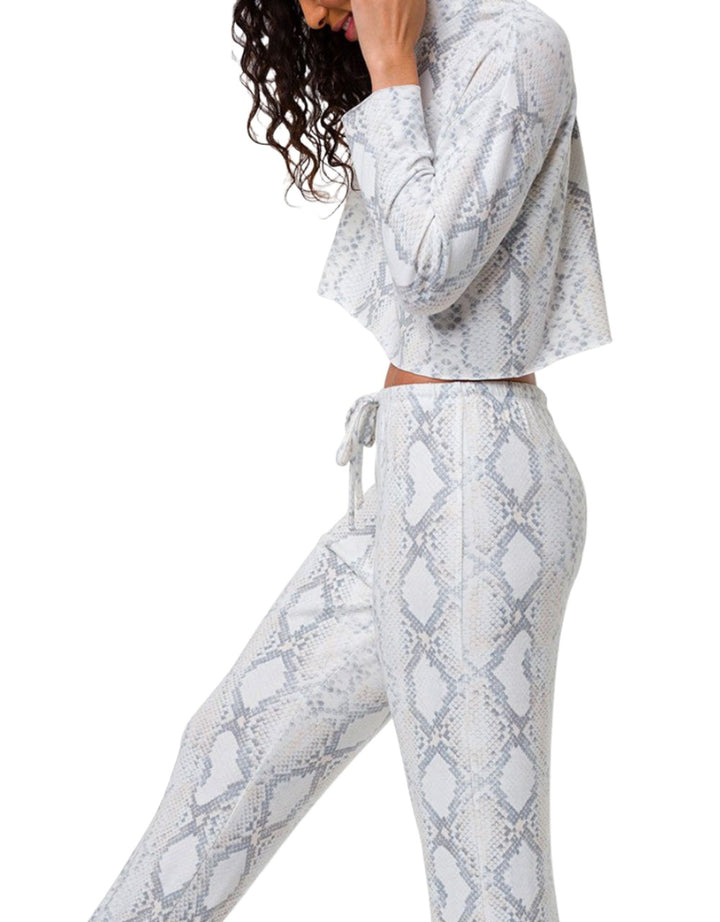 Onzie Flow Weekend Crop Hoodie 3710 - Anaconda - side alt  view