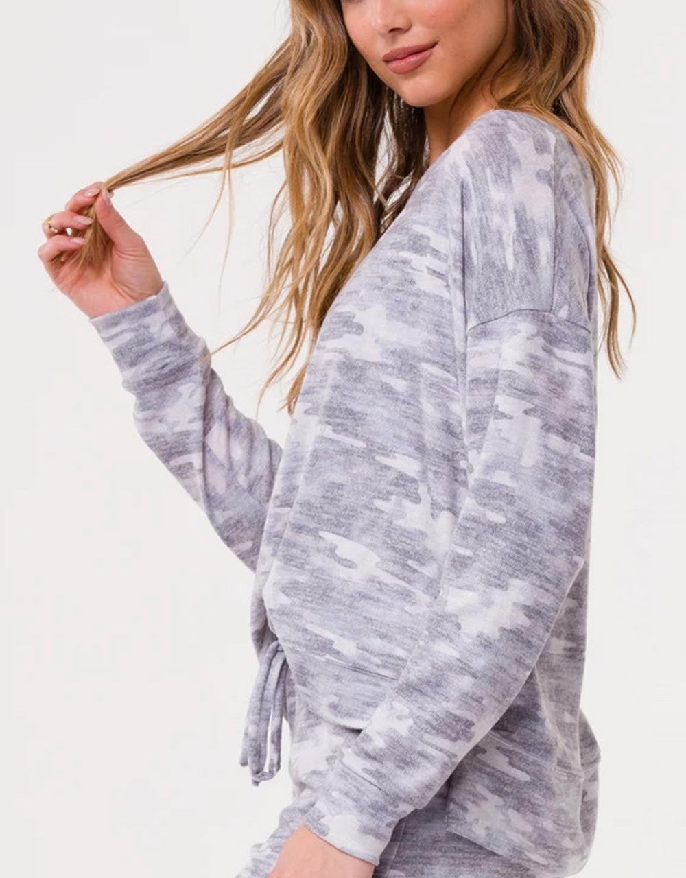 Onzie Flow High Low Sweatshirt 3767 - Cozy Camo - side view