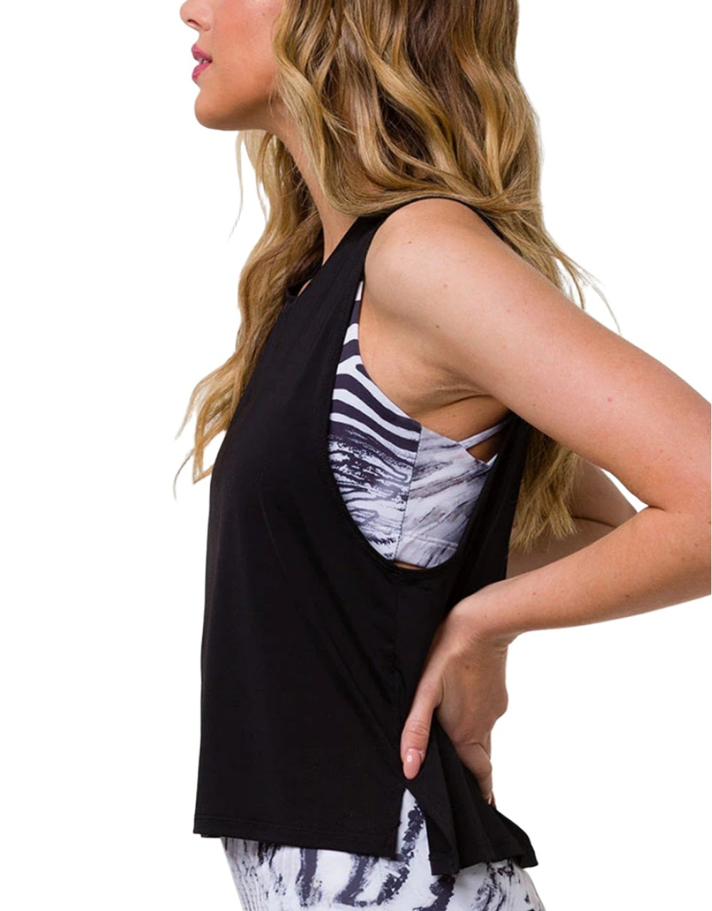 Onzie Flow Tempo Tank 3769 - Black - side view