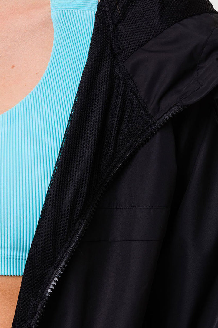 Onzie Breakaway Zip Jacket 3772 - Black - close view