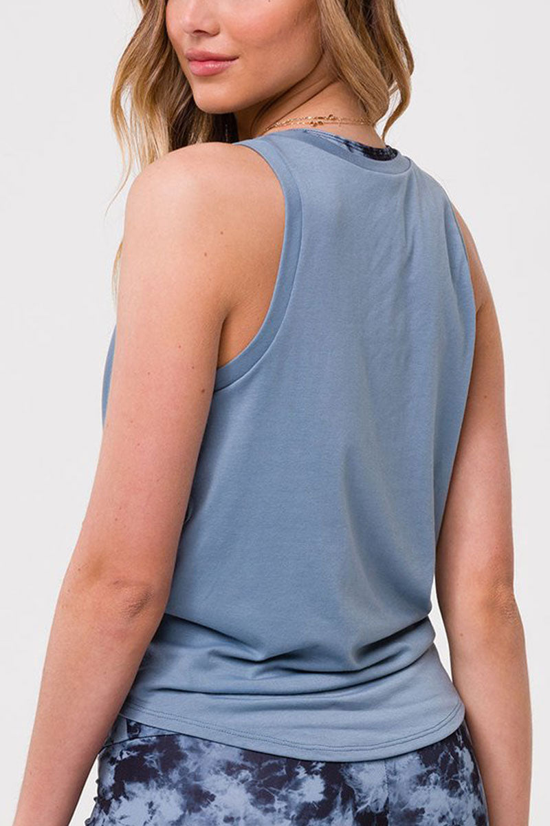 Onzie Flow Knot Tee V Neck 3774 - Moonstone  - rear view