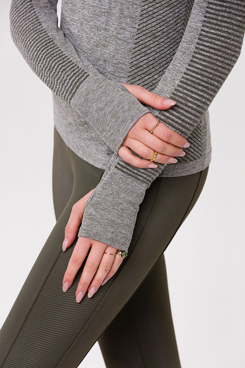 Onzie Long Sleeve Seamless Top 3801 - Olive - side close view