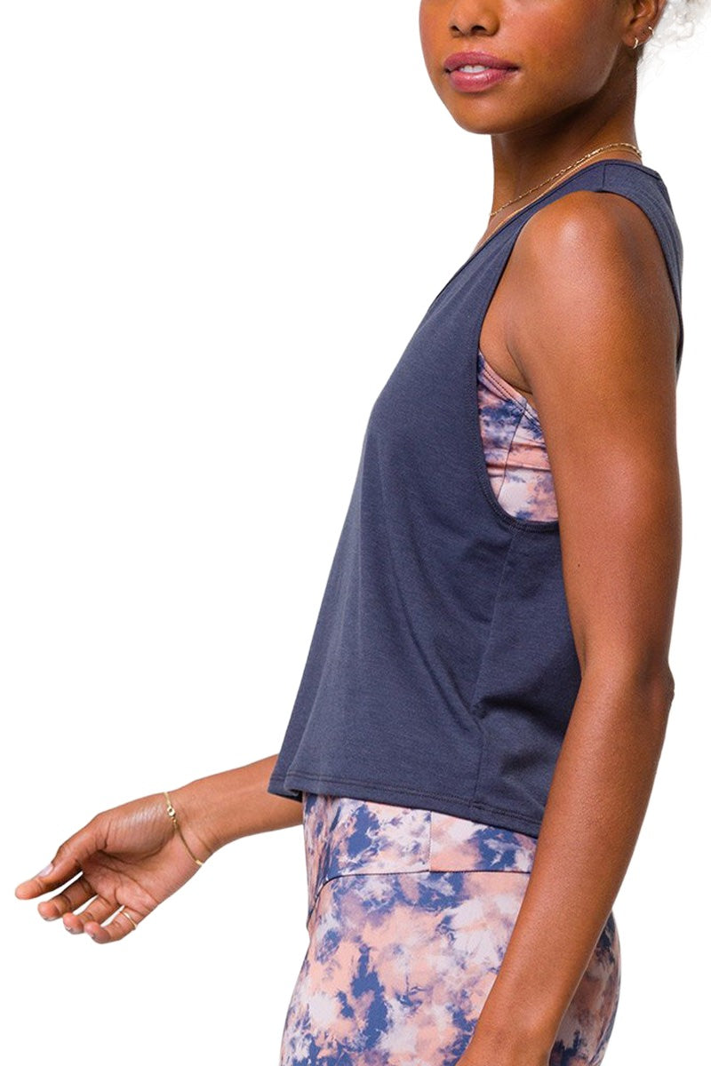 Onzie Flow Yoga Loose Cut Out Tank 3806 - Ombre Blue - Side View
