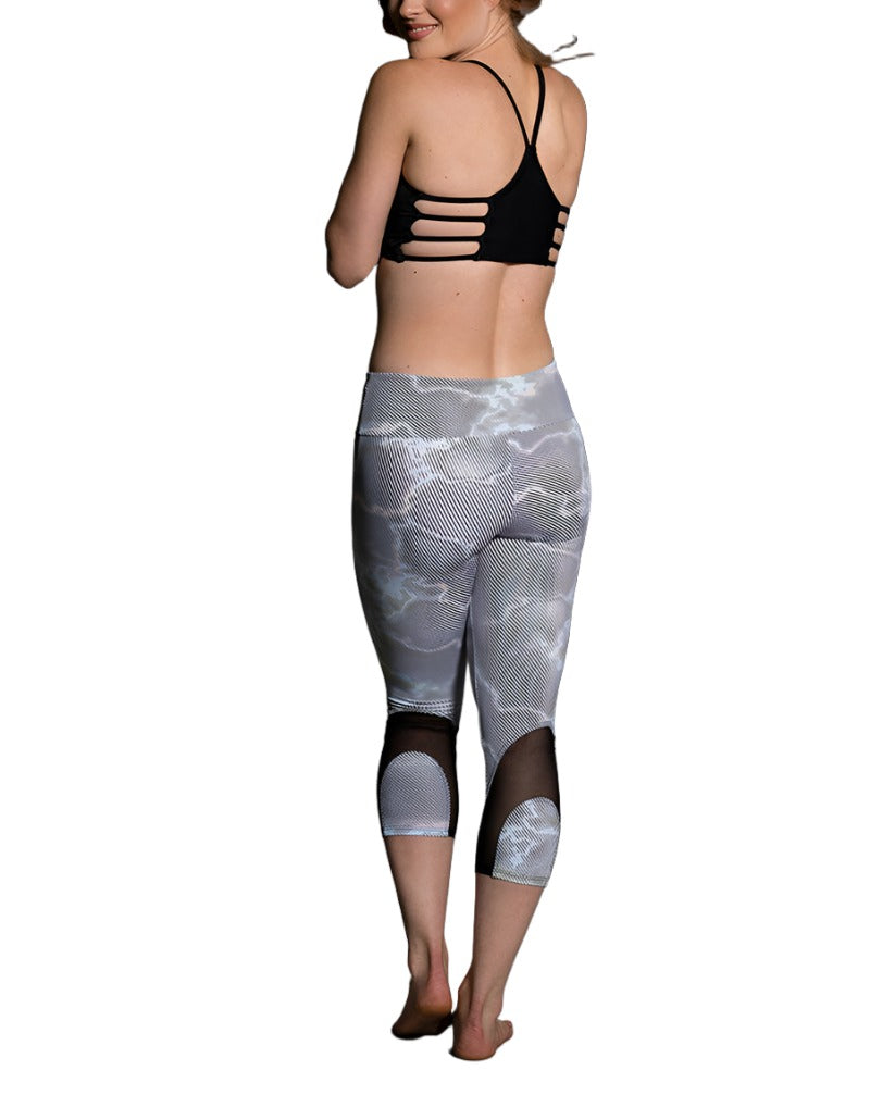 Onzie Hot Yoga Vinyasa Bra Top 399 - Black - rear alt view