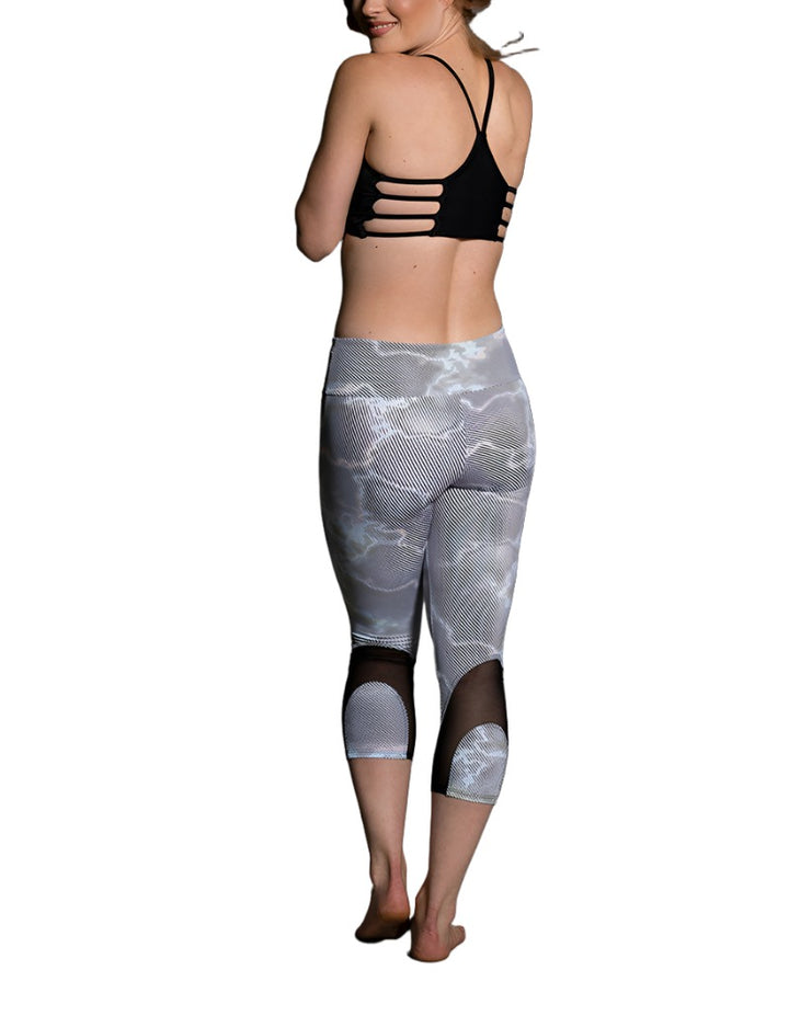 Onzie Hot Yoga Vinyasa Bra Top 399 - Black - rear alt view