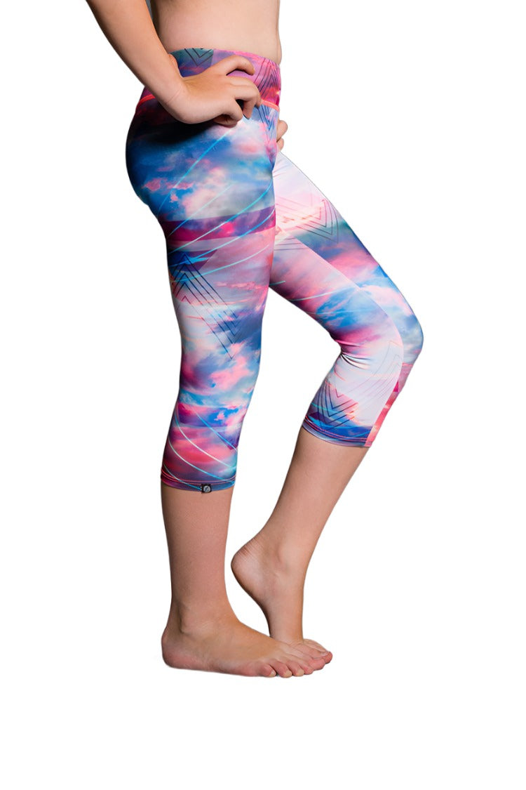 Onzie Youth Capri 802 - Truth - side view