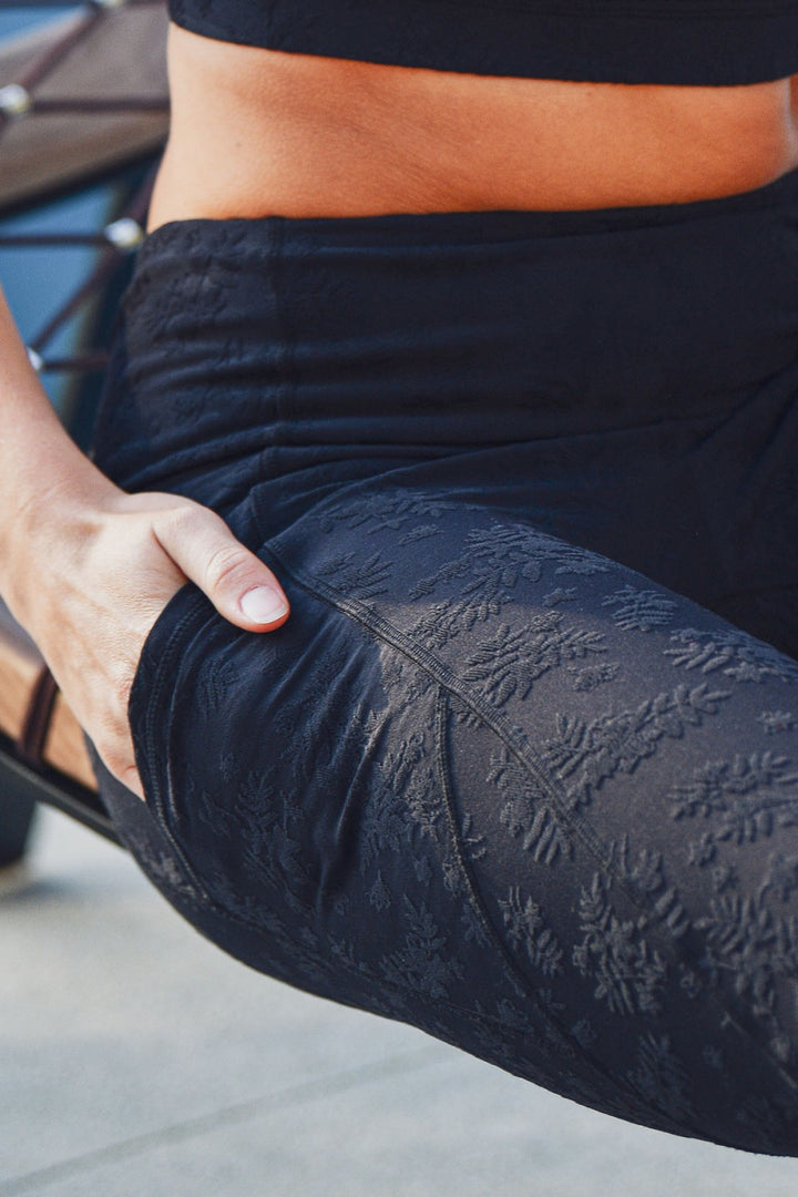 Mono B Textured Florette Jacquard TACTEL® Legging APH8070 - Black - close view