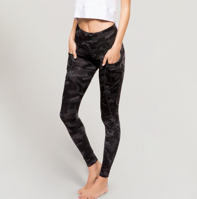 Camo Set with Crop Top and Urban Grey Camouflage Leggings –
