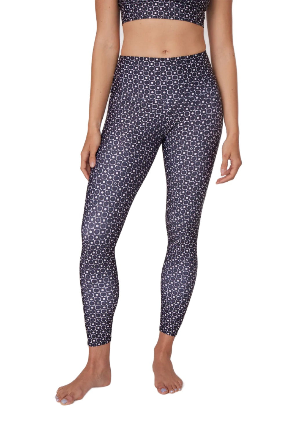 Onzie Flow Highrise Basic Midi 2029 and Plus - Farrah - Front View