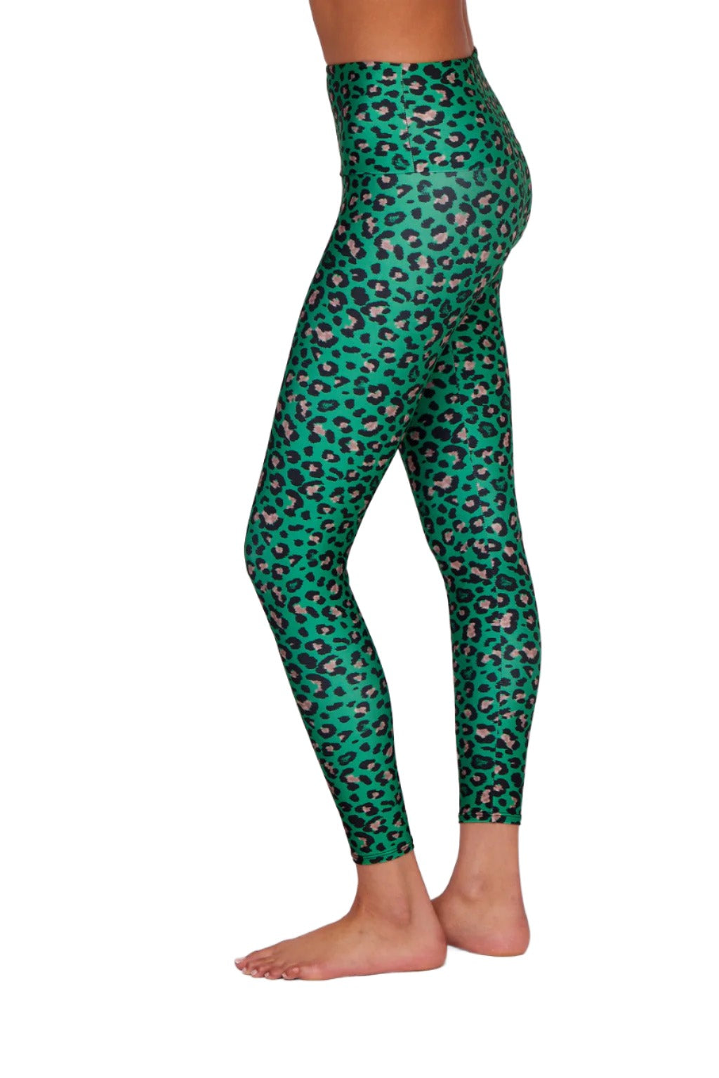 Onzie Flow Highrise Basic Midi 2029 and Plus - On The Hunt - Side View