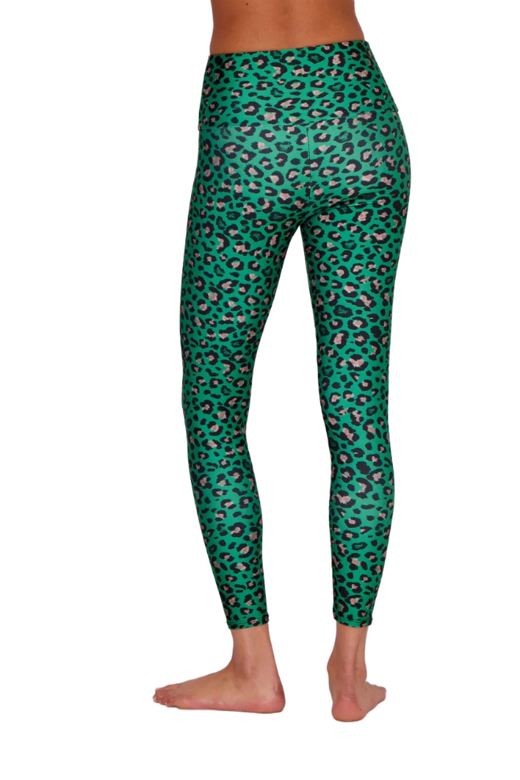 Onzie Flow Highrise Basic Midi 2029 and Plus - On The Hunt - Back View