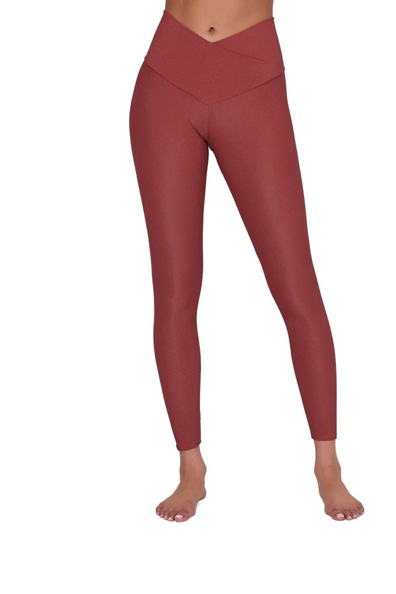 Onzie Flow V Front High Rise Legging 2299 - Warm Pinecone - Front View