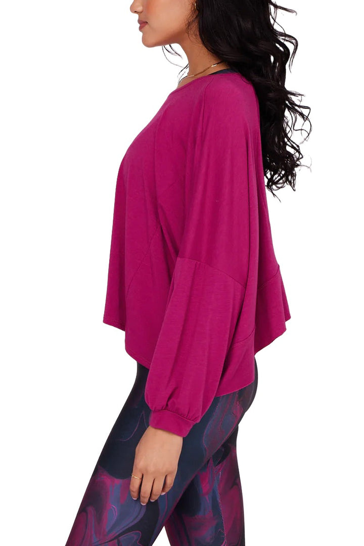 Onzie OM Top 3800 - Boysenberry - Side View