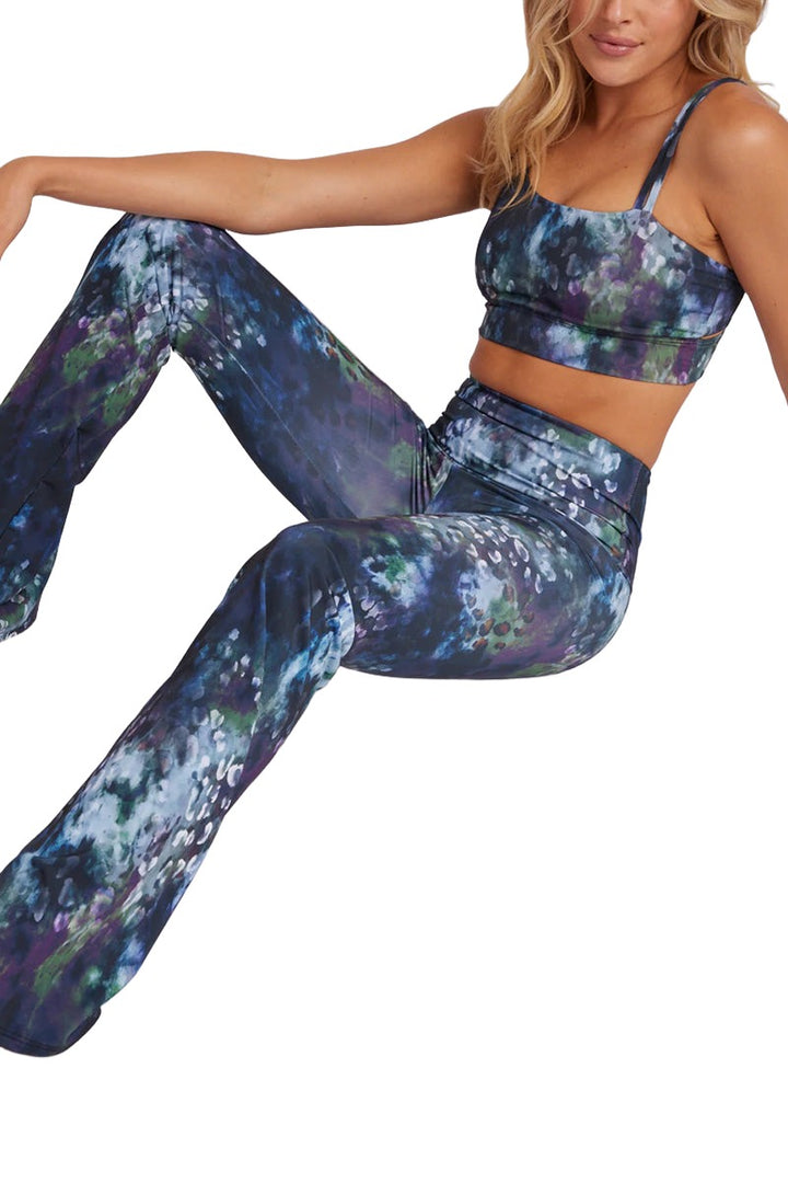 Onzie Studio Flare Pant 2284 - Midnight Quartz - Sitting View