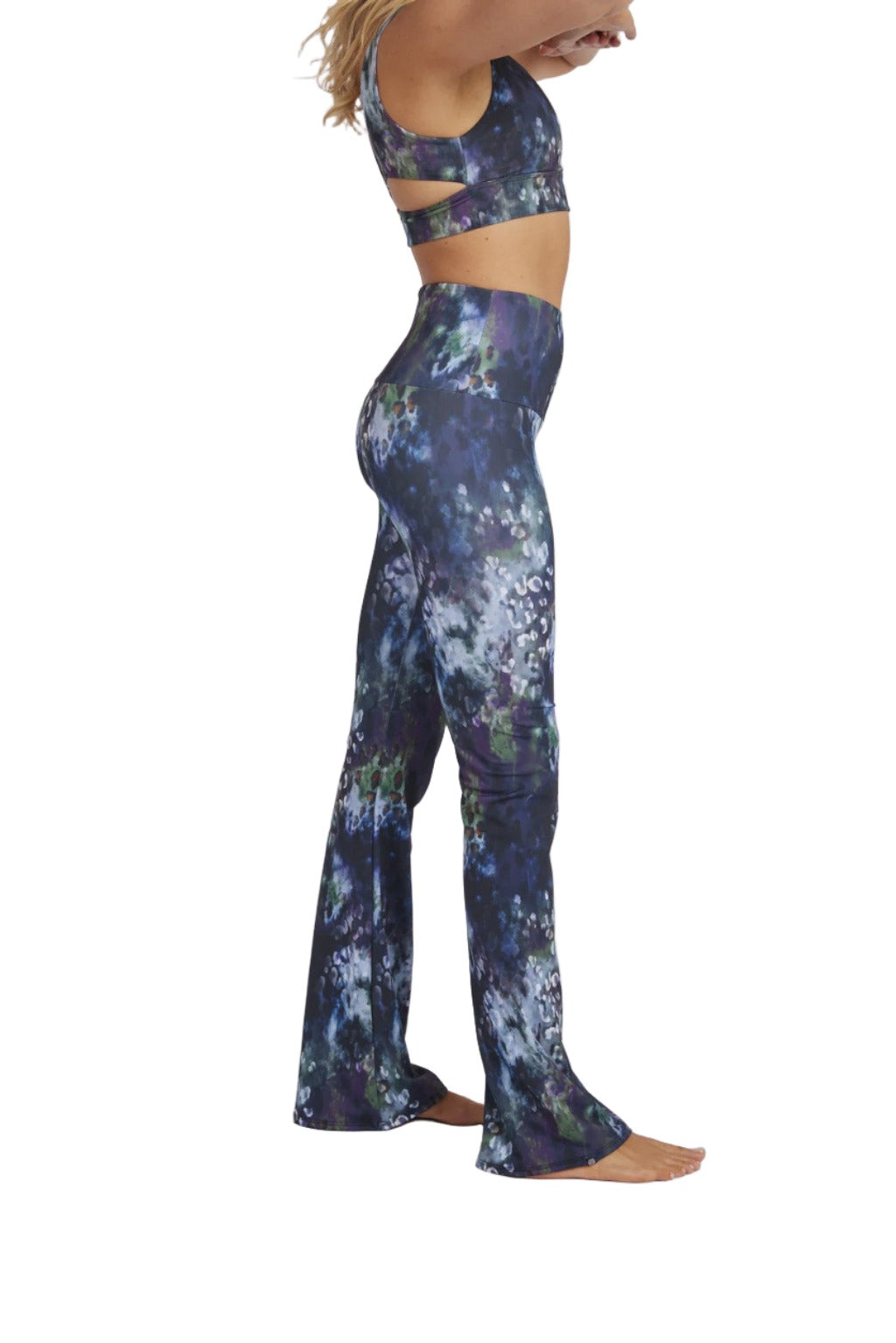 Onzie Studio Flare Pant 2284 - Midnight Quartz - Side View