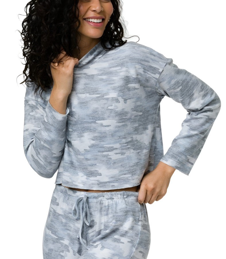 Onzie Flow Weekend Crop Hoodie 3710 - Cozy Camo - front  view